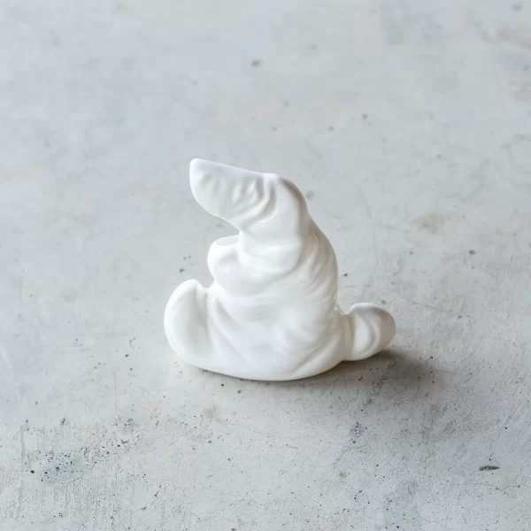 PORCELIANO SKULPTŪRA "ŠUO" / Porcelain Sculpture "Dog" PORCELIANO SKULPTŪRA "ŠUO" / Porcelain Sculpture "Dog"