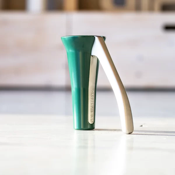 RIEŠUTŲ TRAIŠKYTUVAS Žalias