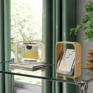 Bellwood stalo rėmelis iš Umbra atspindi šiuolaikinę eleganciją, kurioje stilius dera su funkcionalumu.