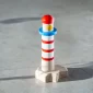 Bajo Toy Lighthouse — medinis švyturys, vaizdas iš šono