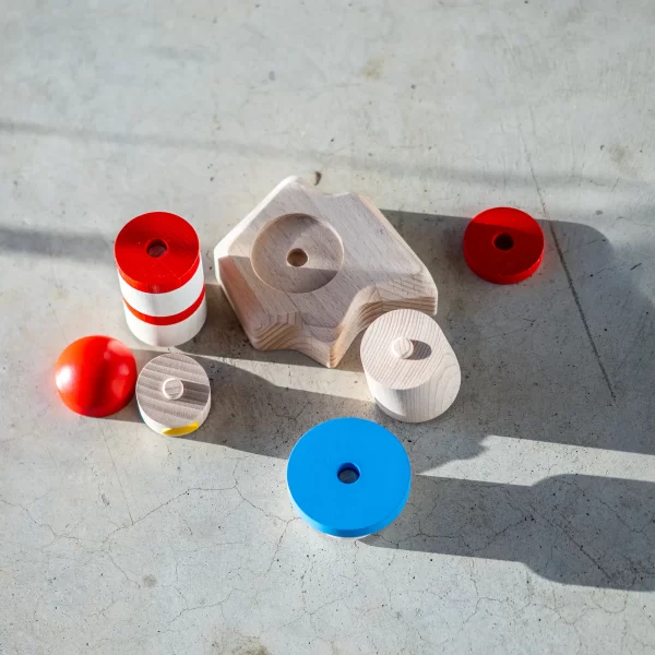 Dekoras Žaidimas Švyturys | Toy Lighthouse Bajo Toy Lighthouse — medinis švyturys, pakuotė