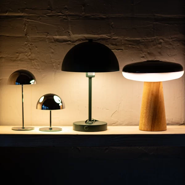 Dyberg Larsen Stockholm LED stalinė lempa tamsiai žalia vaizdas 4 Dyberg Larsen Stockholm LED stalinė lempa — detalės