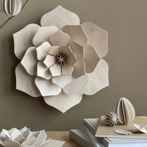 Lovi medinė dekoro gėlė 15 cm šviesiai žalia — surinkta dekoracija, vaizdas iš šono