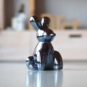 Leiskite sau pasinerti į žaismingą elegancijos pasaulį su Balionine Triušio Dekoracija.