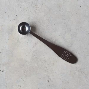 Būtinas ruošiant matcha arbatą.