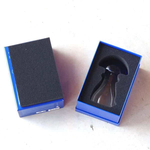 Mėlynas Stiklinis Barometras | Blue Glass Barometer Grybo formos stiklinis barometras yra elegantiškas ir unikalus objektas.