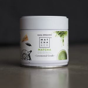 „Matcha Original“ švelnaus skonio mača žaliosios arbatos milteliai — 100 % ekologiška.