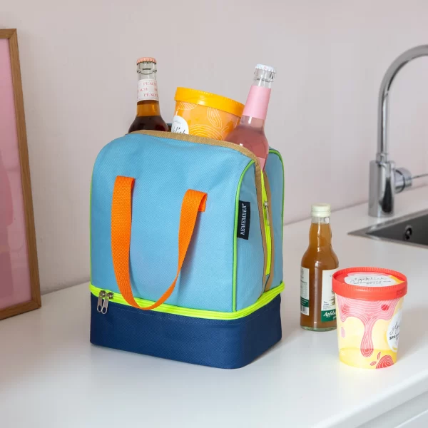 Remember šaltkrepšis | Bruno Lunch Cooler Bag Ar tai biurui, iškylai ar kelionei – šiame Remember dizaino studijos šaltkrepšyje maistas ir gėrimai išlieka švieži ilgiau.