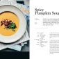 Suomių leidyklos Cozy publishing receptų knyga „Veggies, every day of the week“ padės paruošti skanius, sveikus patiekalus...